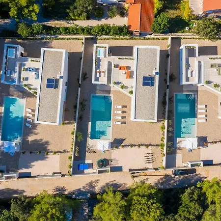 Villa Viktoria *